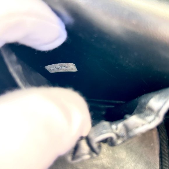 Chanel Black Vintage Vanity Bag - Picture 10 of 11